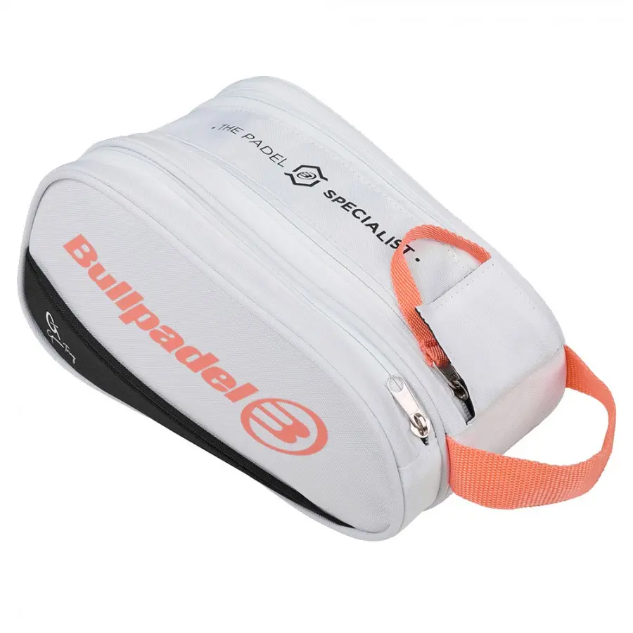 bullpadel-bpn26019-dcase-white-2026-toiletry-bag (2).webp