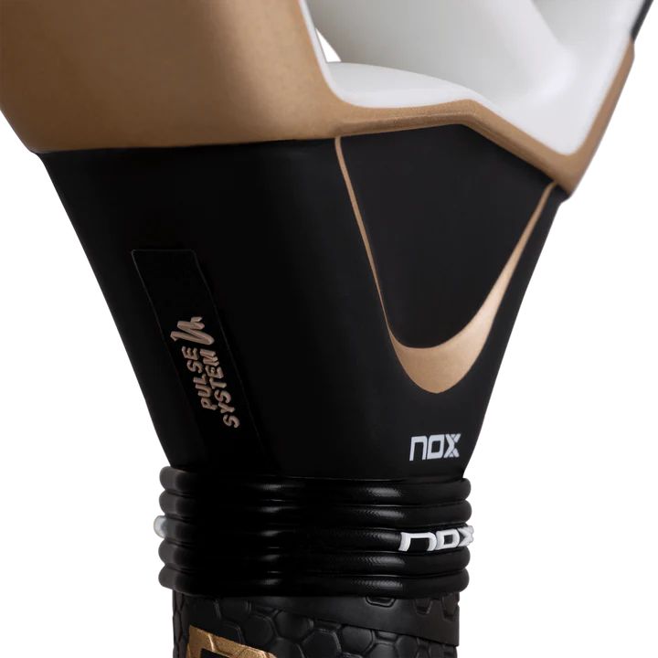 Pala Nox At10 Genius 18K Alum By Agustin Tapia 2026